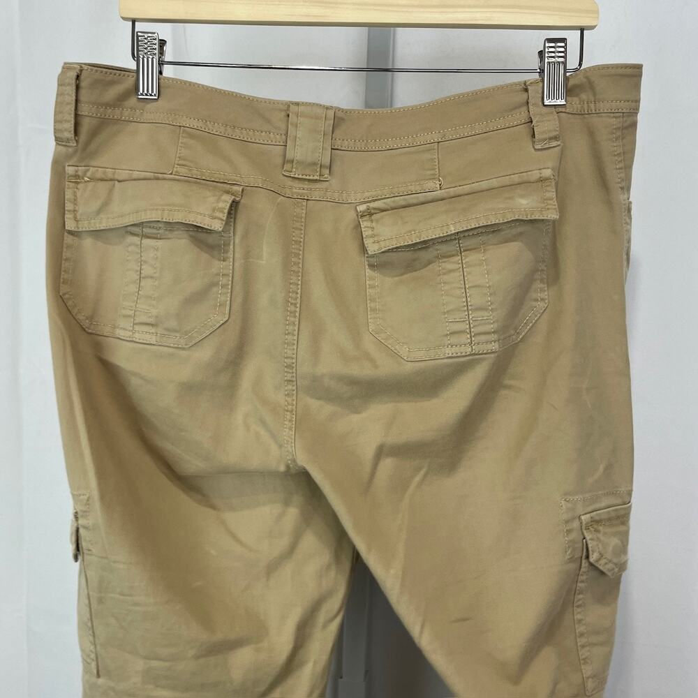 SUNDANCE Slim Ankle Cargo Pants Zip Fly Flat Front Pockets Tan Size 8 - Picture 7 of 9
